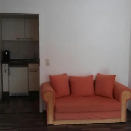 公寓 Ferienwohnung Chrysanti 茨维泽尔